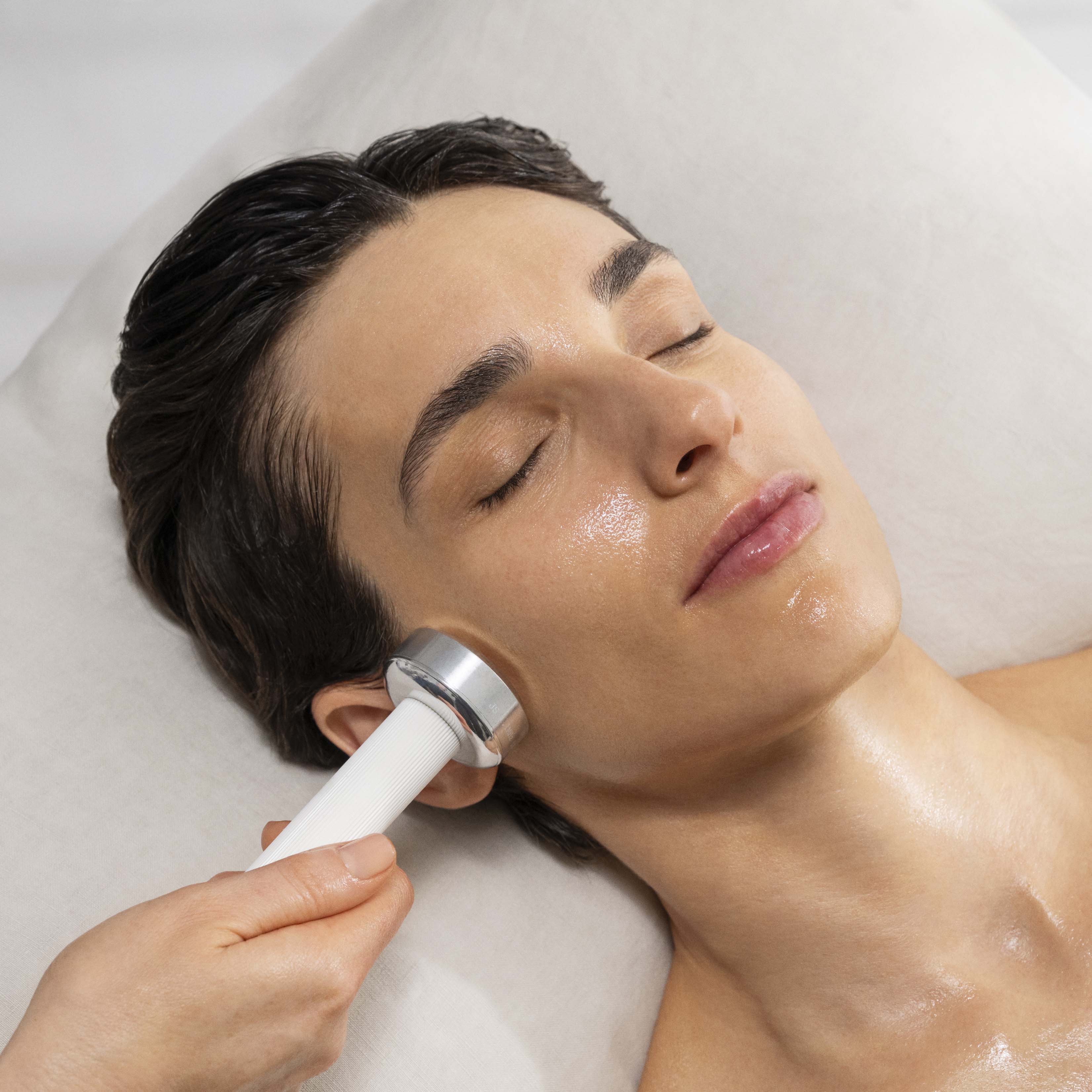 The EpiNova Facial - Image 4